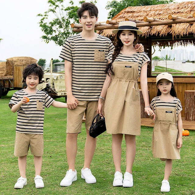 Vestiti coordinati per la famiglia madre padre bambini abbigliamento estivo mamma figlia abito intero papa e figlio magliette set di pezzi di traino AliExpress