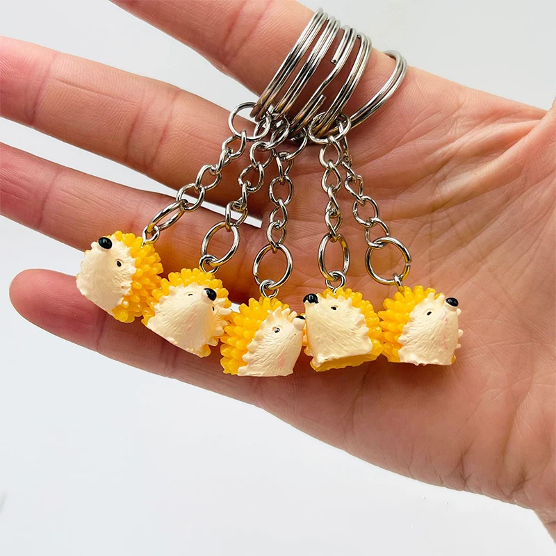 Mini Resin Hedgehog Key Ring Lover's Little Intimate Gift Fashion Men And Women's Creative Gift Key Hedgehog Pendant Jewelry