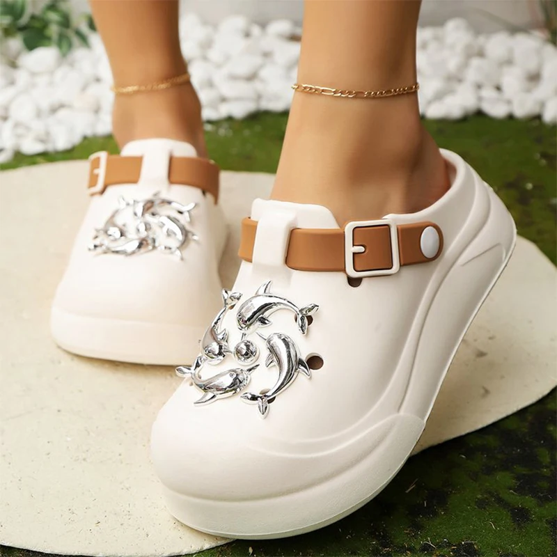 

Летние модные металлические сабо Detor для женщин 2026, тапочки из ЭВА с мягкой толстой подошвой, закрытый носок, уличные тапочки Mujer