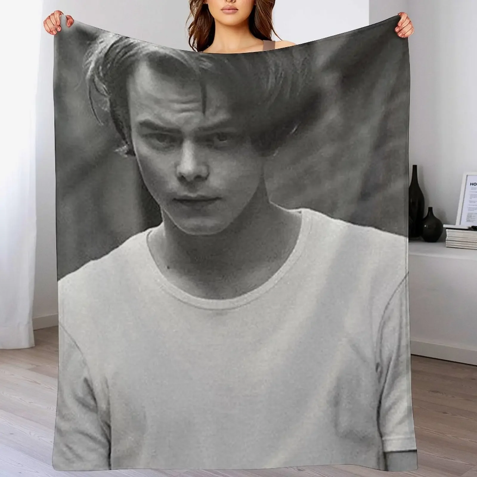 

Edward Furlong Throw Blanket Loose cosplay anime Blankets
