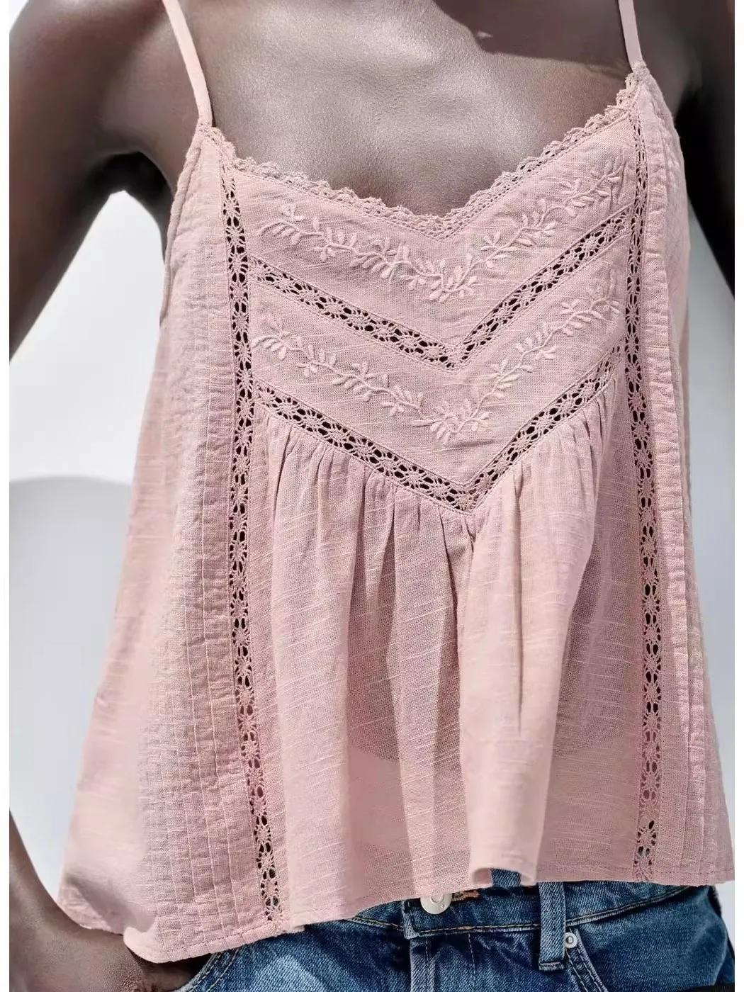 

Новое поступление лета 2025, женский удобный хлопковый жилет с вышивкой Pure Desire, топ, французский свободный крой, цельный