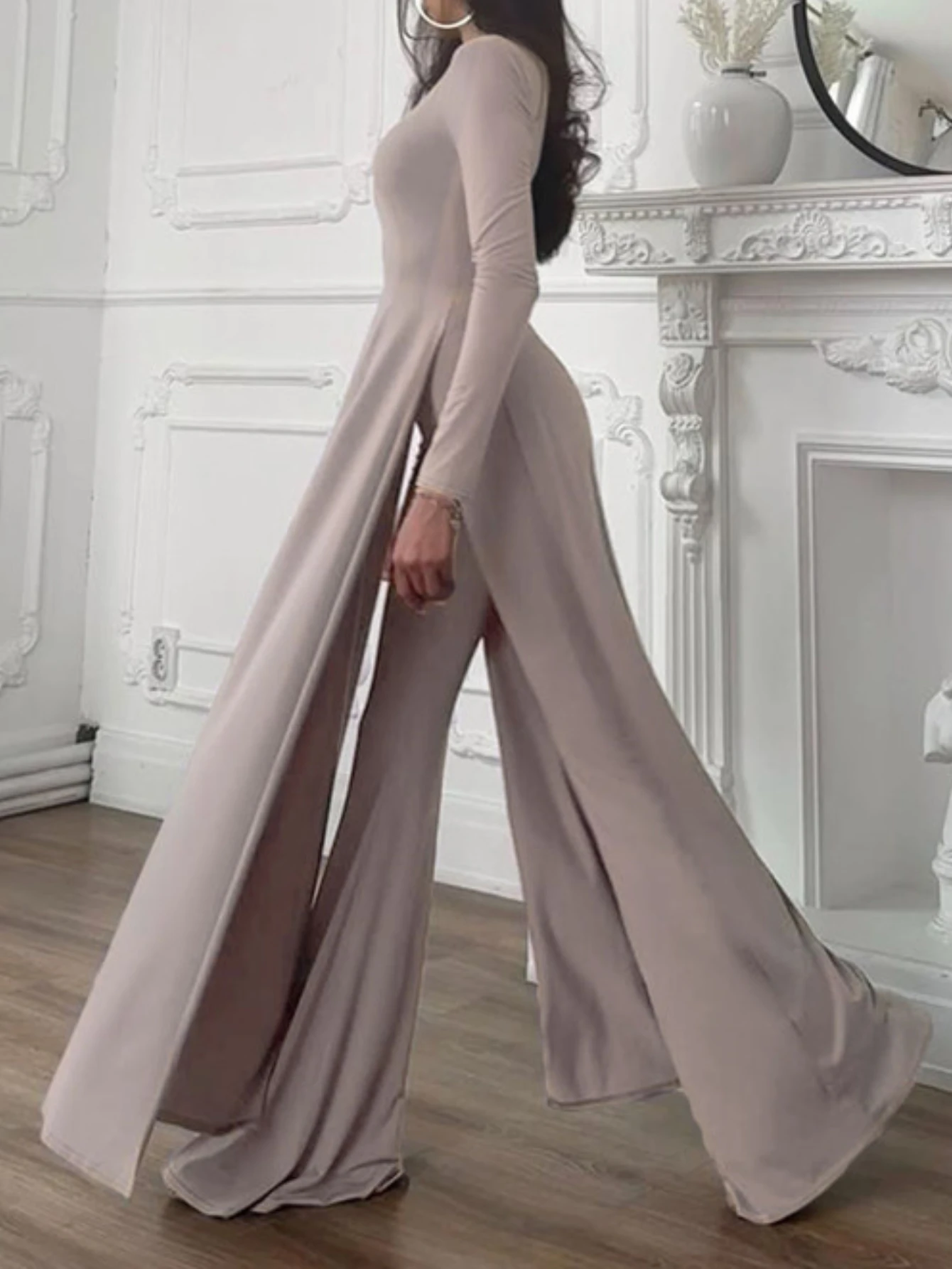 ソリッドツーピースセット レディース スリムフィット フレアパンツ トップス 軽量 セミシアー