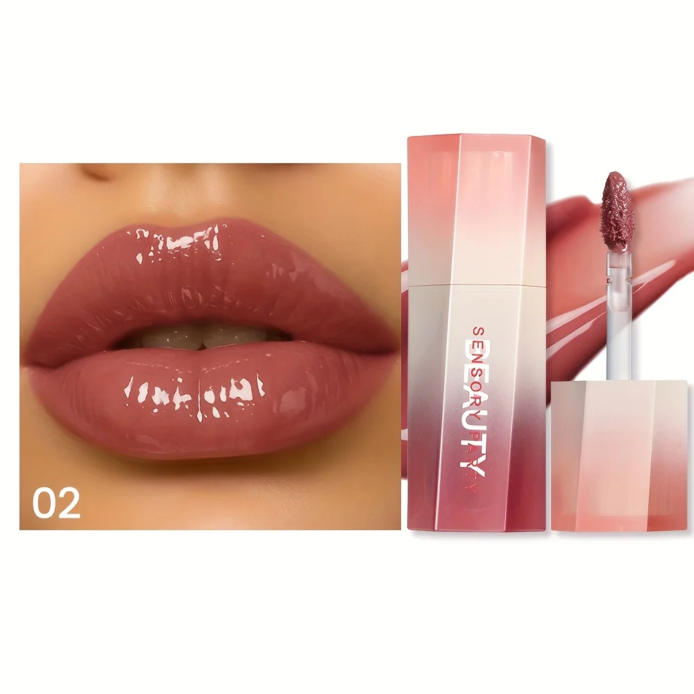 1PC Glossy lip gloss, moisturizing and hydrating lip gloss, creating a non-greasy luster. Suitable for all kinds of makeup looks