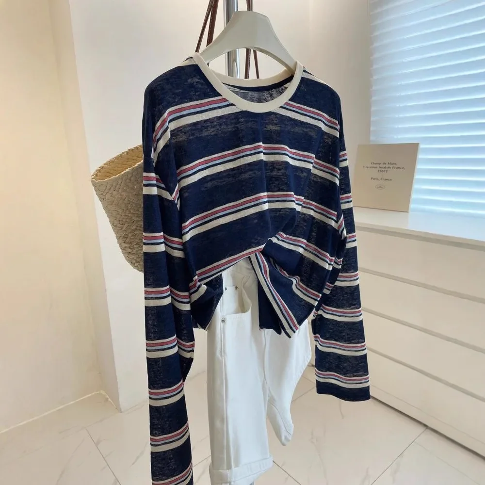Minimalist Blue White Stripe Long Sleeve Top For Women, O-neck Oversized Lazy Fit French Style Casual T-shirt view 5