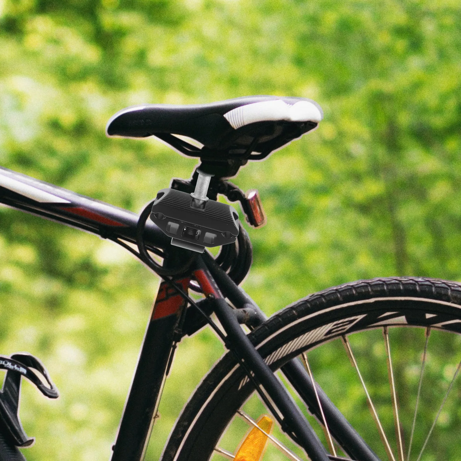 مادة مستقرة، مشبك سرج الدراجة، خفيف الوزن، سهل التركيب، وظائف رطبة فعالة للتثبيت