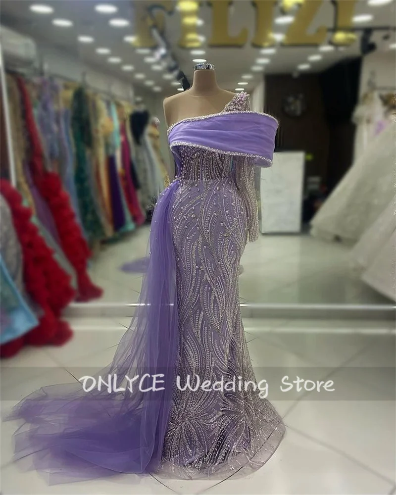 

Sparkly Lavender Dubai Evening Dresses One Sleeves Beads Crystals Pearls Long Sleeves Luxury Birthday Prom Wedding Party Gowns