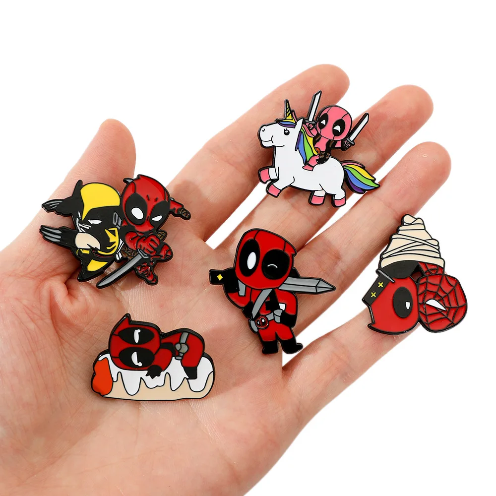 Wolverine Deadpool Anime Figurine Various Postures Q Version Deadpool Brooch Model Action Figure Peripheral Birthday Gift Toys