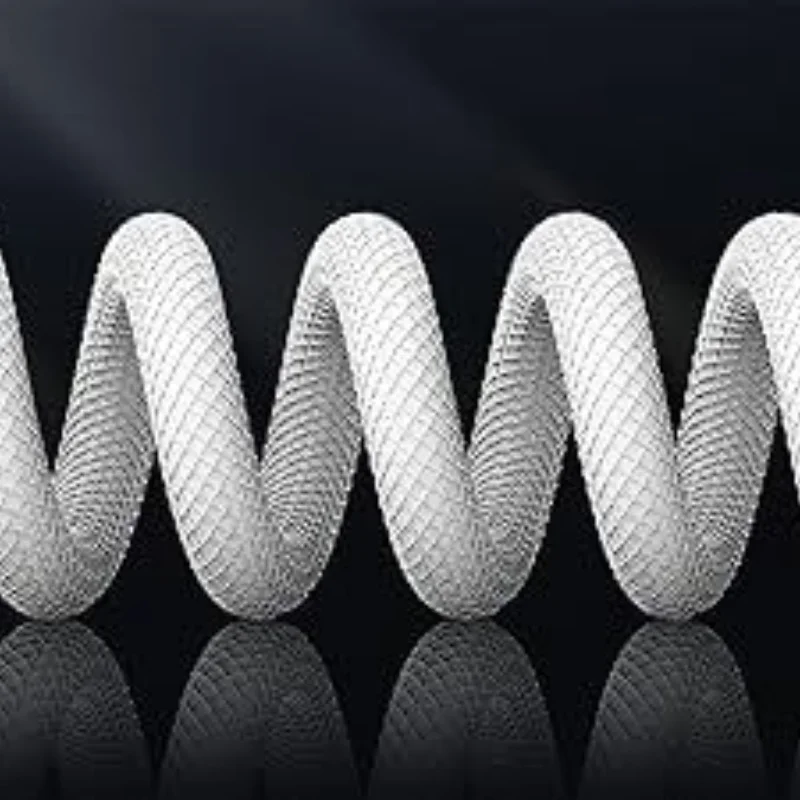 70 Zoll/1,8 m USB C auf USB A Spiralkabel, abnehmbares geflochtenes Aviator-Gehäuse aus Metall, doppeltärmeliges Nylondraht