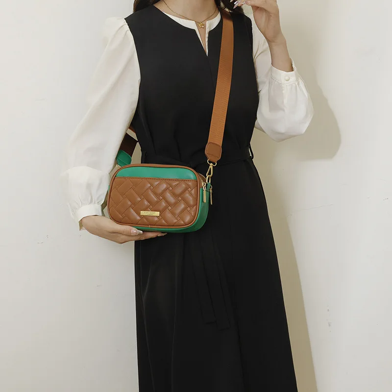 2025 Nuova borsa a tracolla con diamanti: tracolla regolabile, tracolla semplice alla moda, versatile messenger alla moda per lo shopping quotidiano in strada