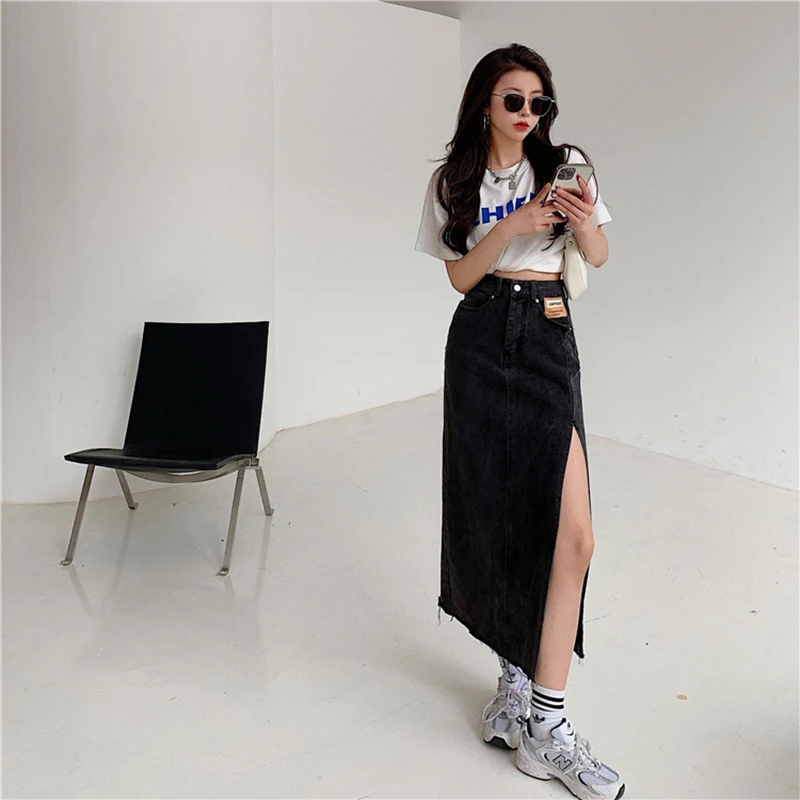 Saia  Jeans com Fenda Lateral Retro Fena Verão 2025 Nova Saia Longa Justa de Cintura Alta em Linha A Estilo Coreano