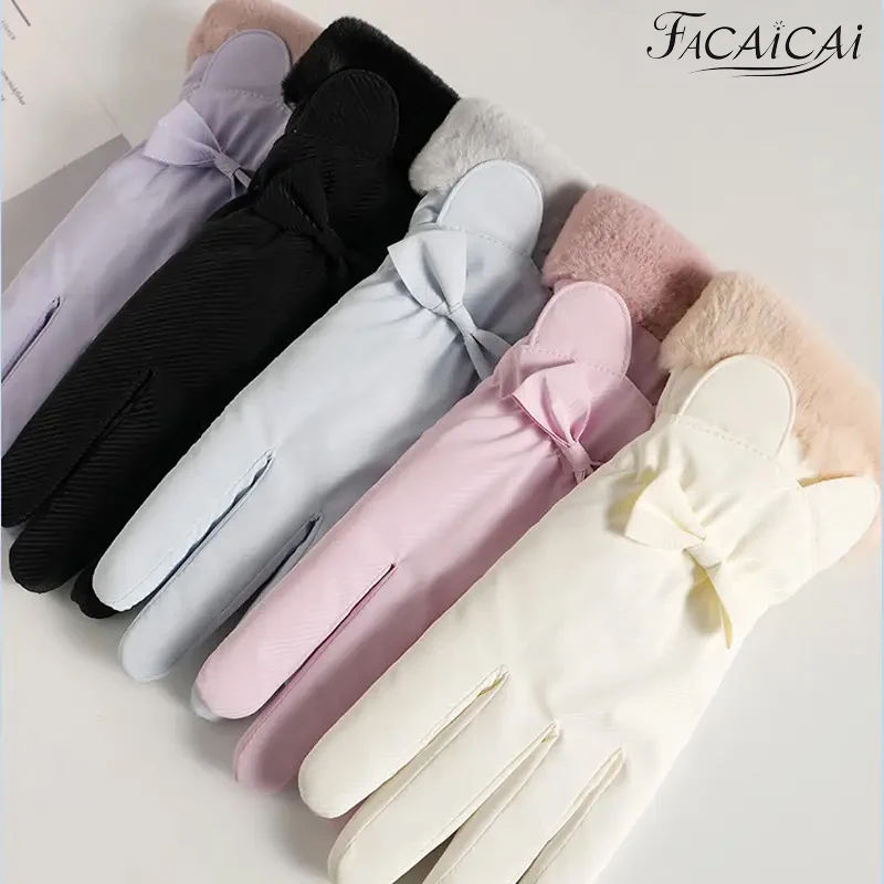 1 Pair New Fashion Winter Women Bear Elegant Windproof Waterproof Touch Screen Full Finger Warm Skiing Outdoor Sports Gloves