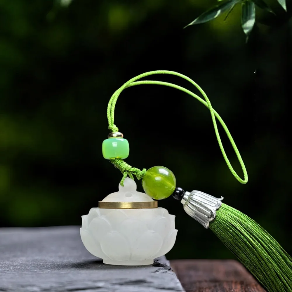 

Chinese Style Plant Essence Fragrant Bag Phone Pendants Luminous Carry Fragrance Lucky Gourd Photo Props Bag Ornament