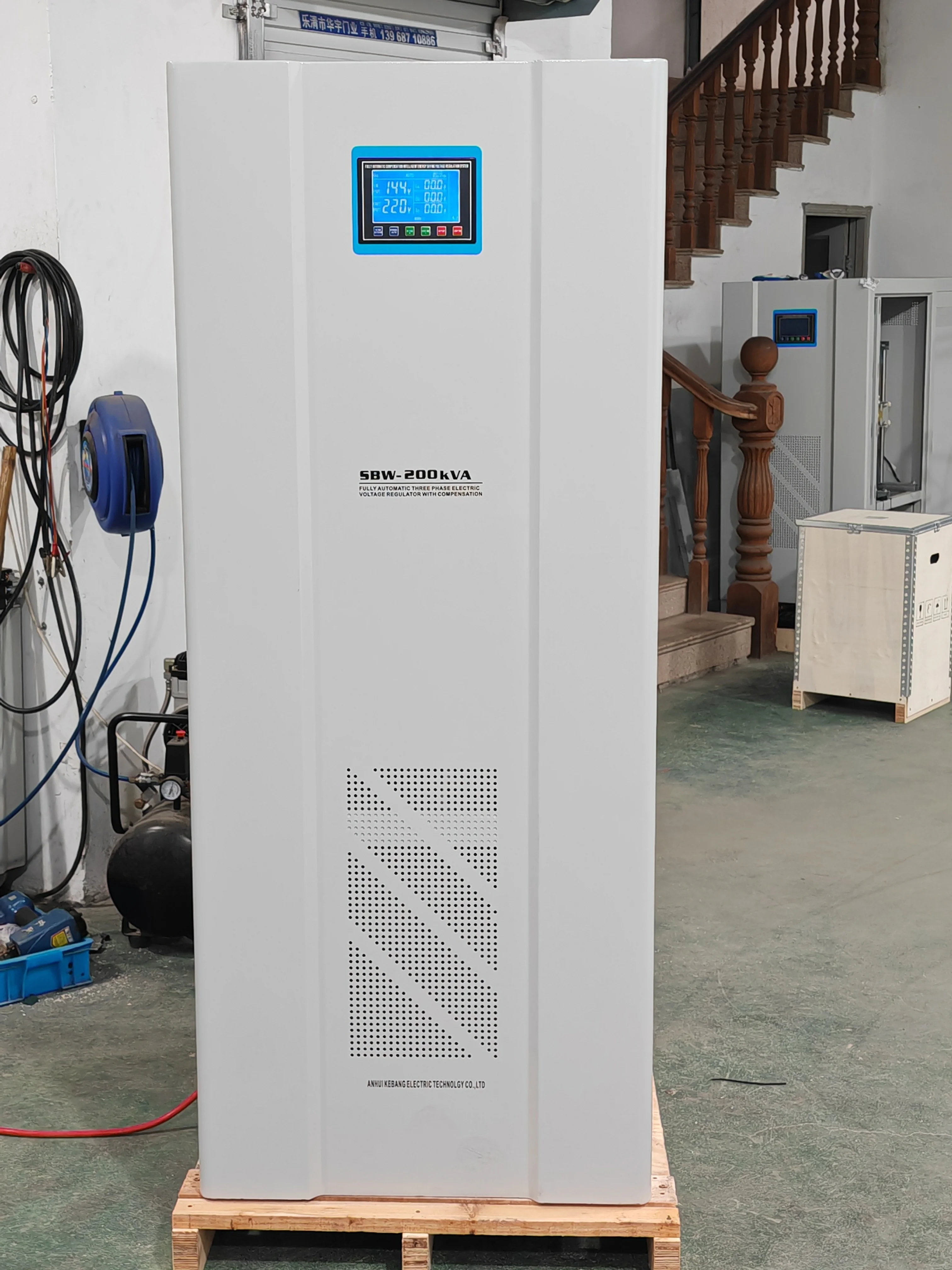 100kva/120kva/150kva/180kva Avr Automatic Voltage Regulator With CE ISO