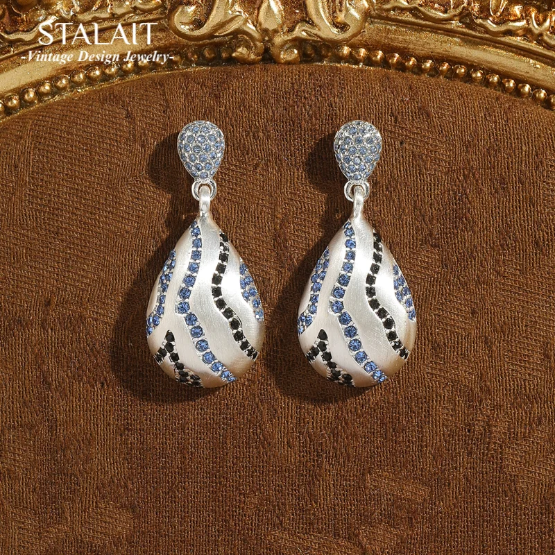 

Vintage Water Droplet Drop Silver Color Earrings Luxury Designer Light Blue Rhinestones High Quality Jewelry Wedding Accessories