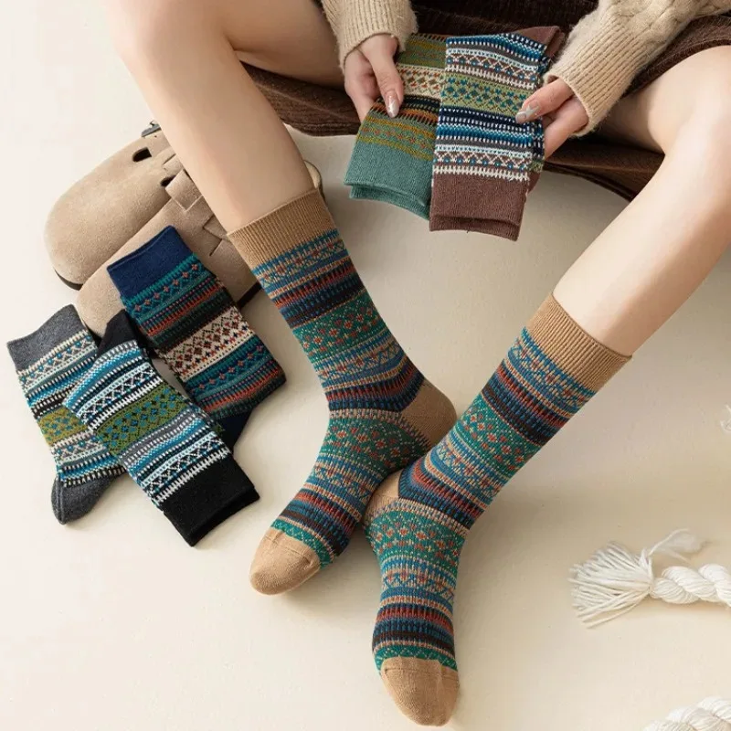 4 Pairs Women's Mid-Calf Socks Fall Winter Vintage Ethnic-Style Grip Cotton Socks Casual Loose Socks High Quality Hosiery