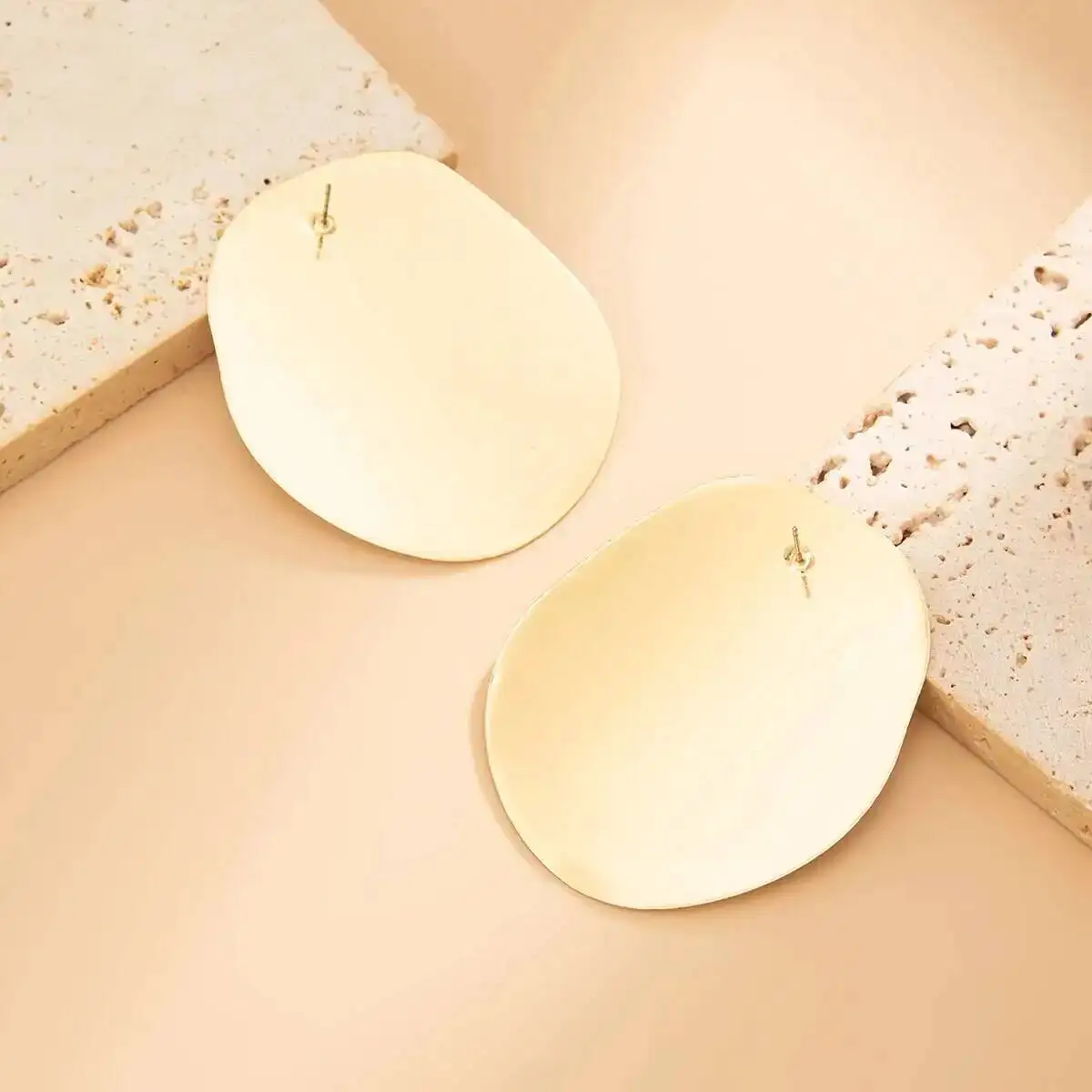 

SHIXIN Minimalist Smooth Surface Geometric Large Earrings for Women Retro Irregular Round Pendant Earrings Boho Jewelry Gifts