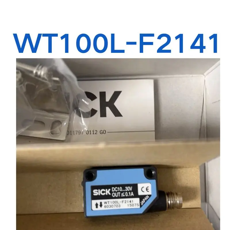 New WT100L-F2141 Diffuse Reflective Photoelectric Sensor fast shipping