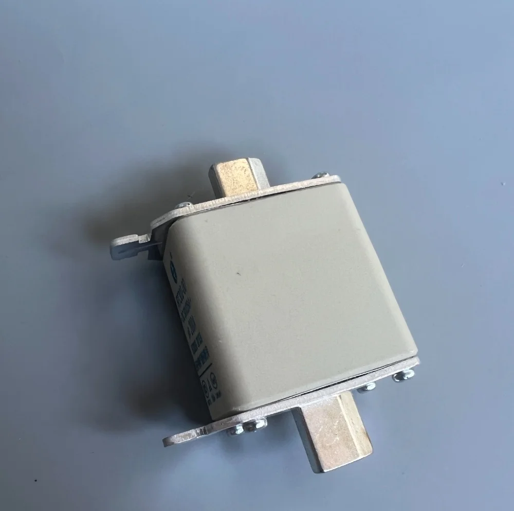 RT302-00 Series DC Protection Blade Fuse  SINOFUSE