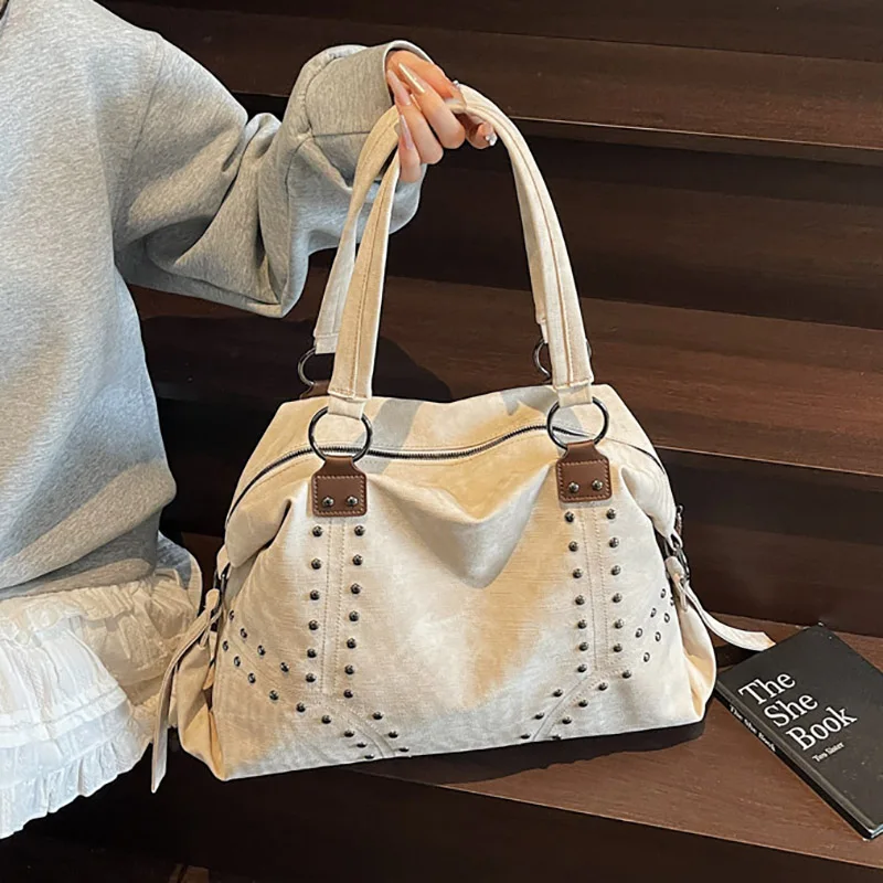 المرأة ريترو سعة كبيرة حقيبة يد بولي Leather الجلود المسامير تصميم حقيبة كتف حقيبة سفر عادية تحت الإبط حقيبة يد 2025 نمط فاسق جديد #2