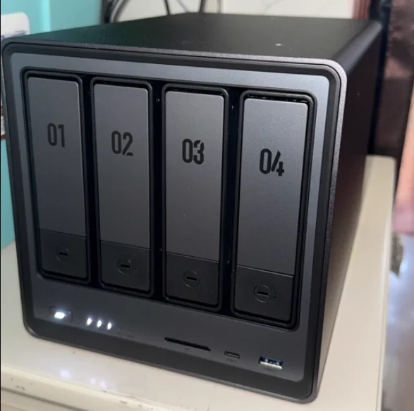 DXP4800 N100 NAS 4-Bay Personal Cloud Storage | AI Photo Sync | Mobile & Tablet Expansion