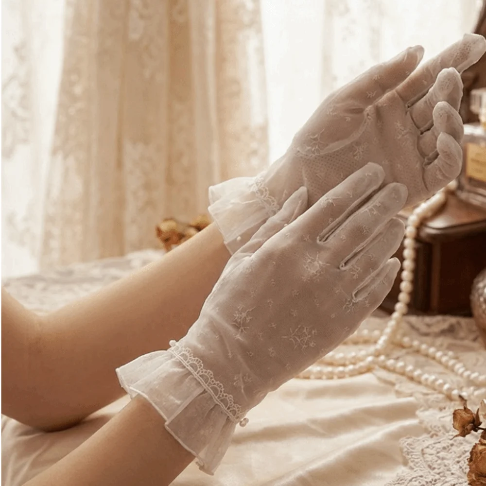 

Cooling Mesh Lace Gloves Anti Slip Sunscreen Ice Silk Gloves Short Sun Protection Driving Mittens Ladies