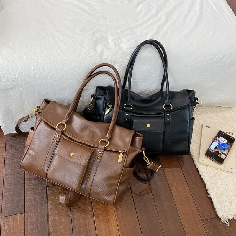 

Винтажная вместительная сумка через плечо: стильный минималистичный дизайн, универсальна как сумка на плечо, ручная сумка или тоут, идеально подходит для модных женщин.