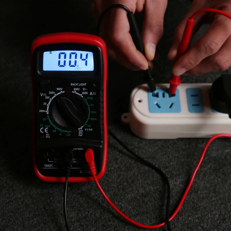 جهاز قياس متعدد محمول True-RMS: حماية من انقطاع التيار الكهربائي والتحميل الزائد لورشة العمل والمختبر #6