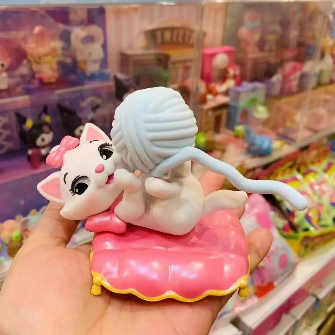 

Miniso Люцифер Мари кошка фигурка Коллекционная аниме-игрушка пушистая фигурка кота для фестиваля и подарков на день рождения Лидер продаж