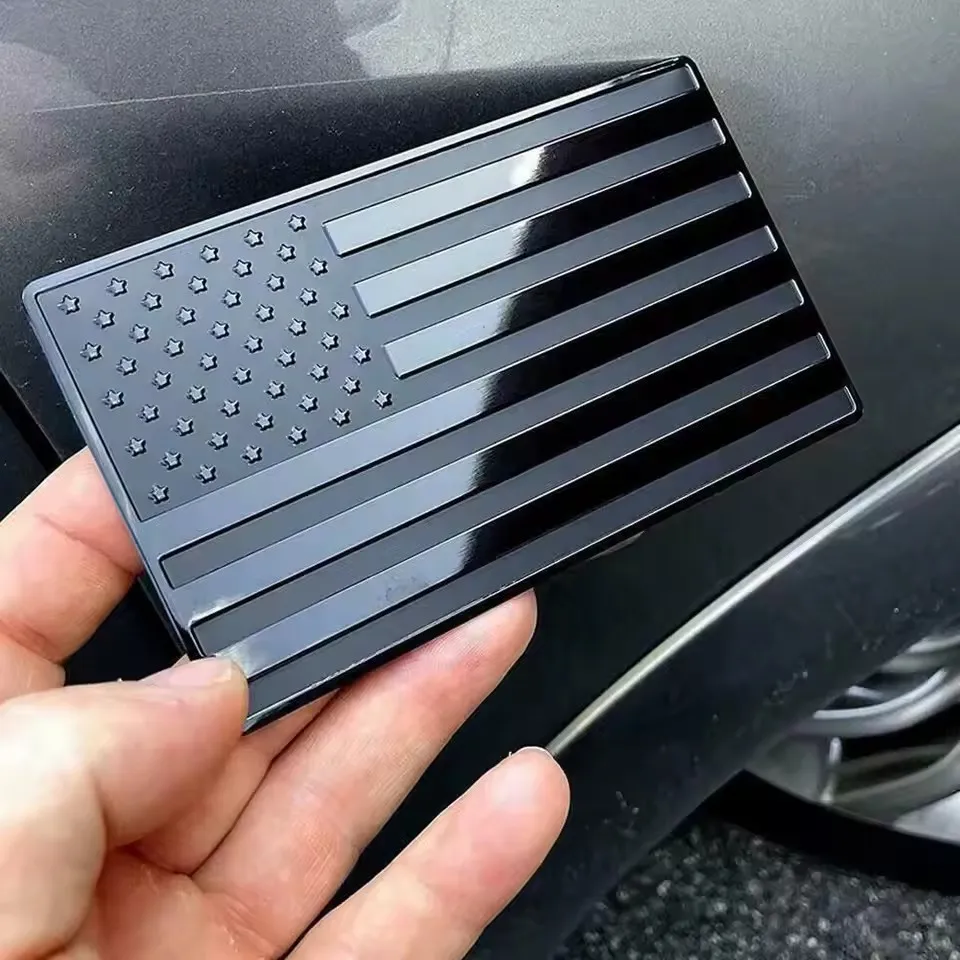 The American flag car sticker is suitable for American pickup trucks, off-road vehicles, and a pair of rear fender stickers
