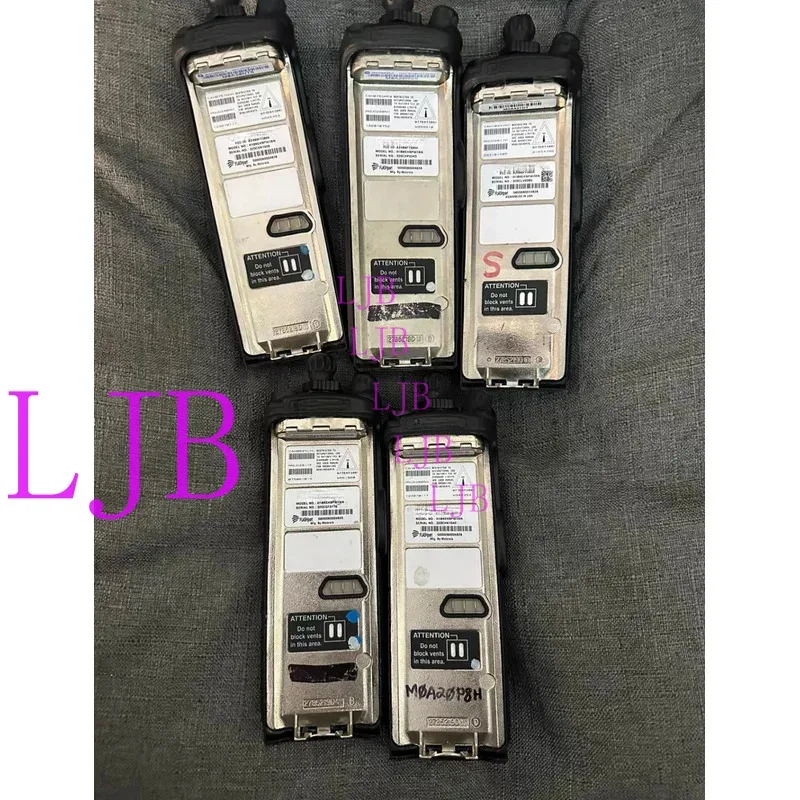 

95% новый 1 шт. для рации XTS5000 VHF 136-174 FPP без аккумулятора