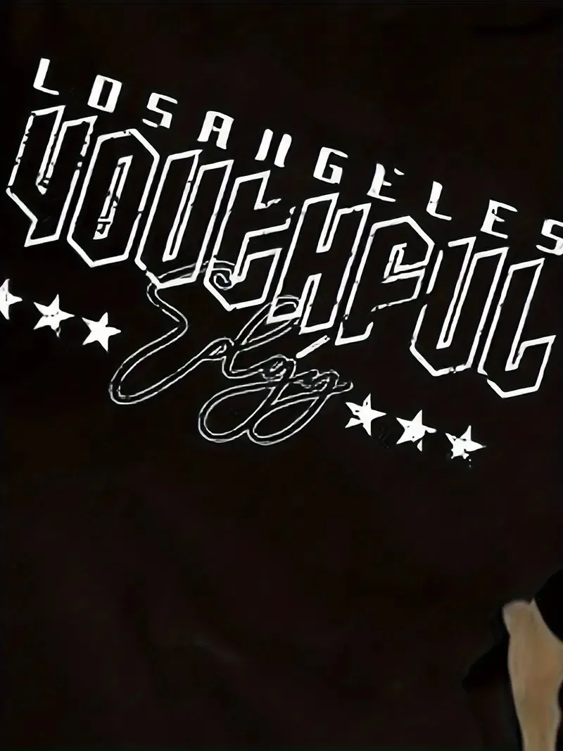 يتميز المجموعة الرجالية الجديدة لربيع وخريف 2025 بطباعة كاجوال عصرية ومريحة بنمط نجوم ثلاثية الأبعاد #6