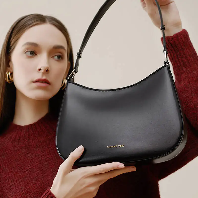 

French High-end Texture Cowhide Underarm Bag For Women's Designer Handbag Retro Shoulder Red Bag 2026 New Zency Purse Luxury