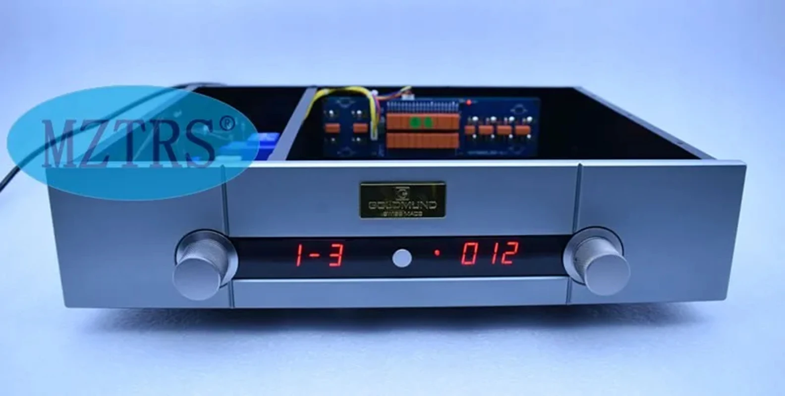 

Latest MZTRS Imitating Goldmund Preamp Combined Power Amplifier Chassis Remote control Volume Controller Passive Preamp