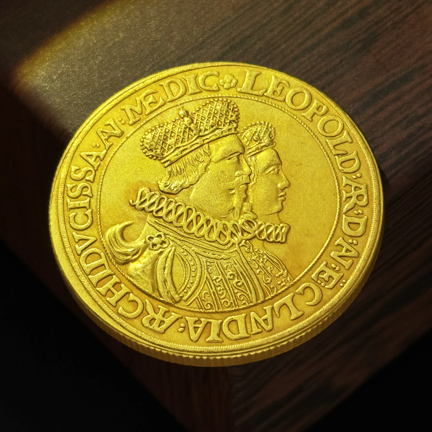 

Bavarian Maximilian II 5 Ducat Replica Gold Coin, King and Wife Portrait Commemorative Medal, Holiday Gift, Collectible