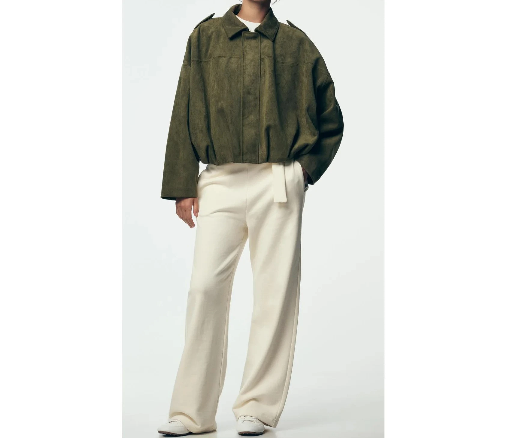 

2025 Autumn New Women's Jaet Loose Fit Velvet Feel Versatile Outerwear Slimming Effect Polyester Fiber Long Sve Zipper C...