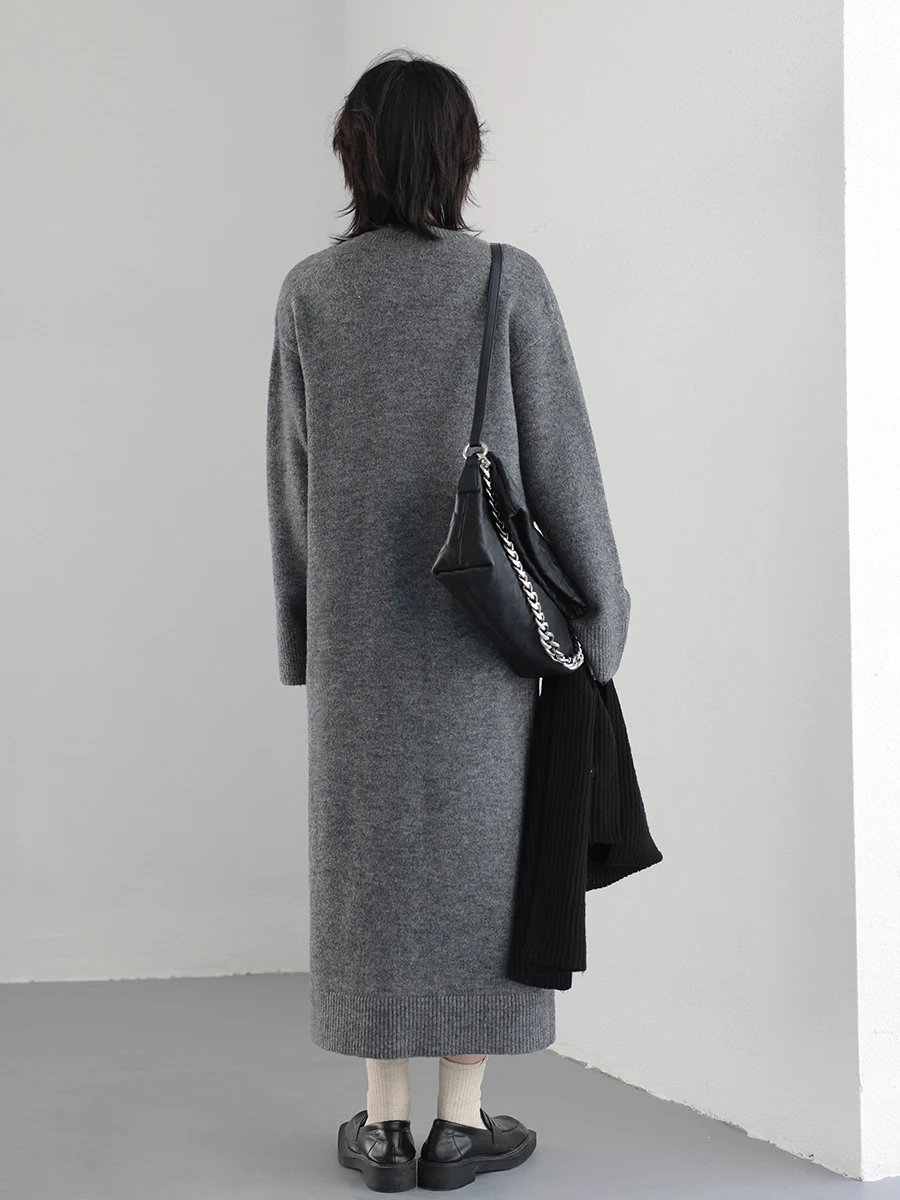 CHIC VEN Korean Loose Black Solid Casual Minority Fake Two V-neck Woolen Dress Bottomed Long Skirt Autumn Winter 2022