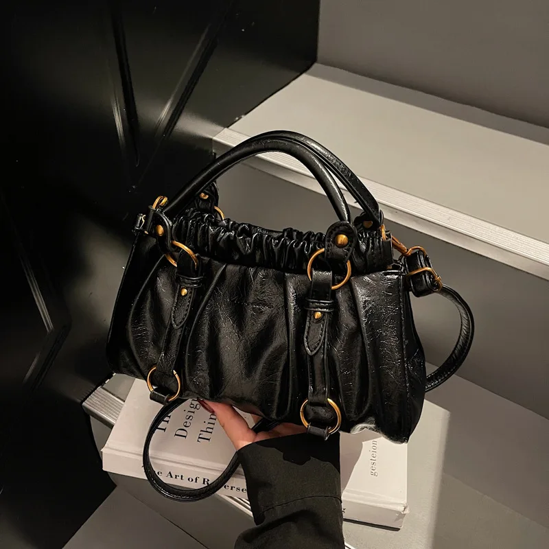 

Popular Hot-selling Large-capacity Women's Fashion Tote Bag 2026 Winter New Retro Commuter Underarm Shoulder Messenger Bag