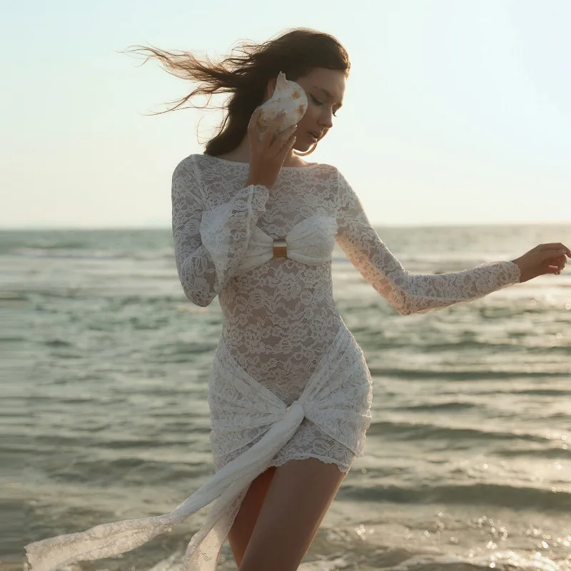 DGLUKE Abito bianco in pizzo a maniche lunghe per donna Mini abito aderente con busto increspato Abito corto sexy drappeggiato da club