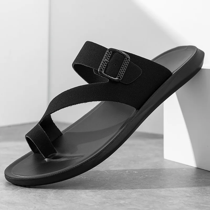 2026 New Summer Handmade Leather Slippers Trendy Fashion Men's Flip-flops Outdoor Breathable Comfortable Men and Simple Sandals