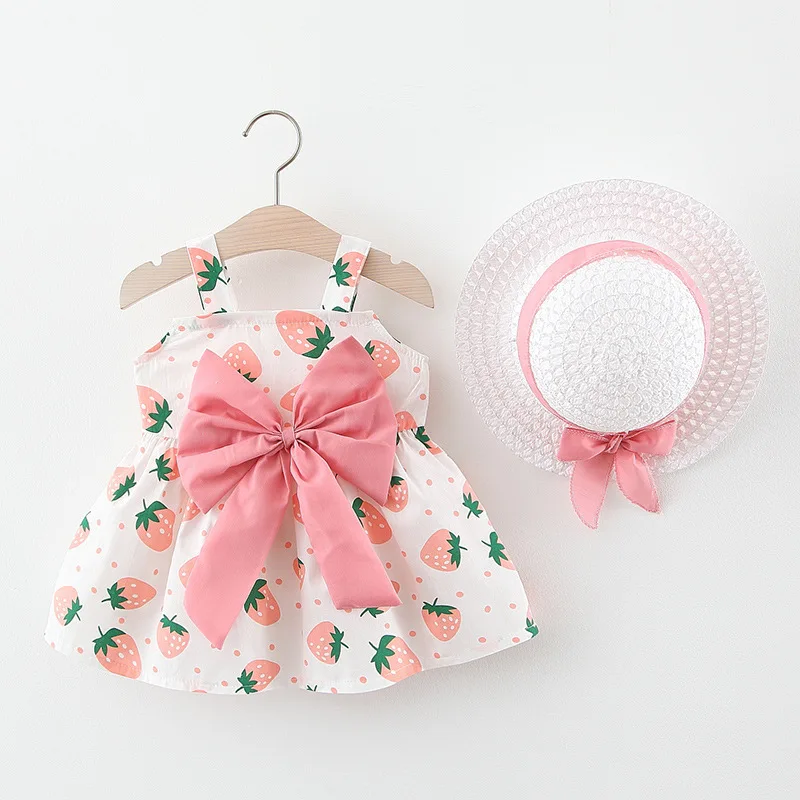 Dress and hat two-piece set for summer girls fresh and fresh full of strawberry print large bow and suspender dress