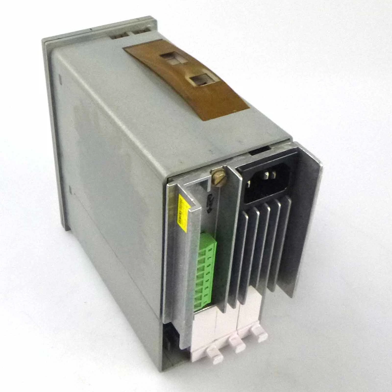 New 6DR 2004-1 SIPART DR20 process controller/AC 220/240 V with K output output power supply