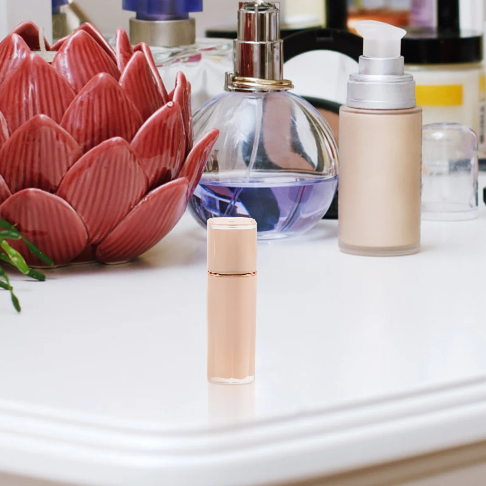 Tragbare Lippenstifttube, nachfüllbar, leer, Lippenbalsam-Behälter, DIY-Lipgloss, Mini-Make-up-Verpackungsröhre, langlebig, sicherer Verschluss