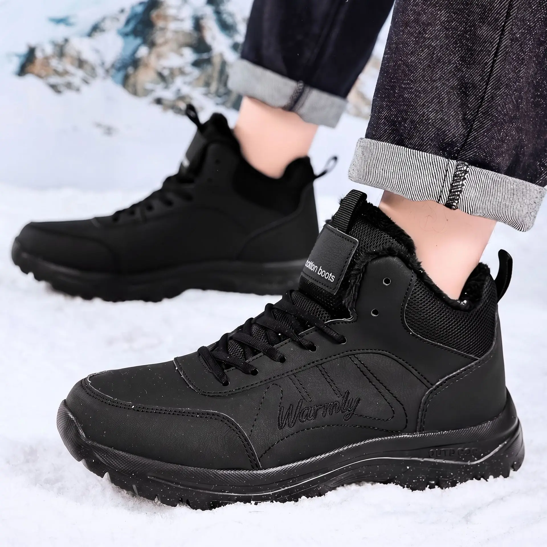 Men's Cotton Shoes with Thick Velvet for Winter Outdoor Hiking, Casual and Versatile, Soft Soled and Comfortable Workwear Shoes view 2
