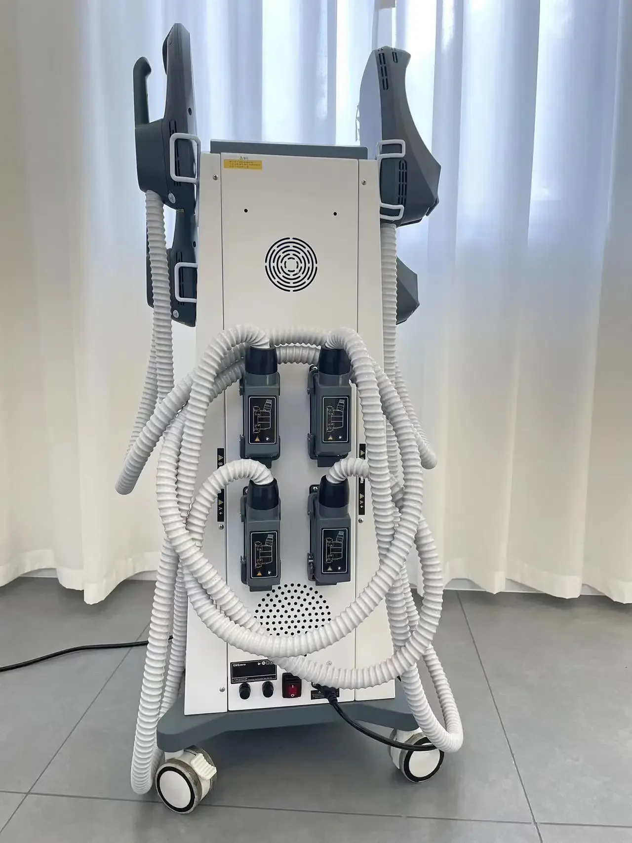 

Professional EMS zero Neo Body Sculpting 6500W HIEMT EMS RF Body Slimming Muscle Stimulator Shaping Machine for Salon