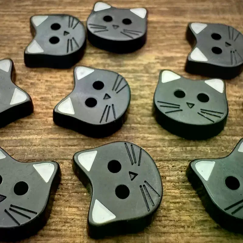 10pcs Accessory Decorative Fasteners for Clothing Cute Cartoon Cat Buttons with Ears Resin Diy Craft Sewing and Crafting