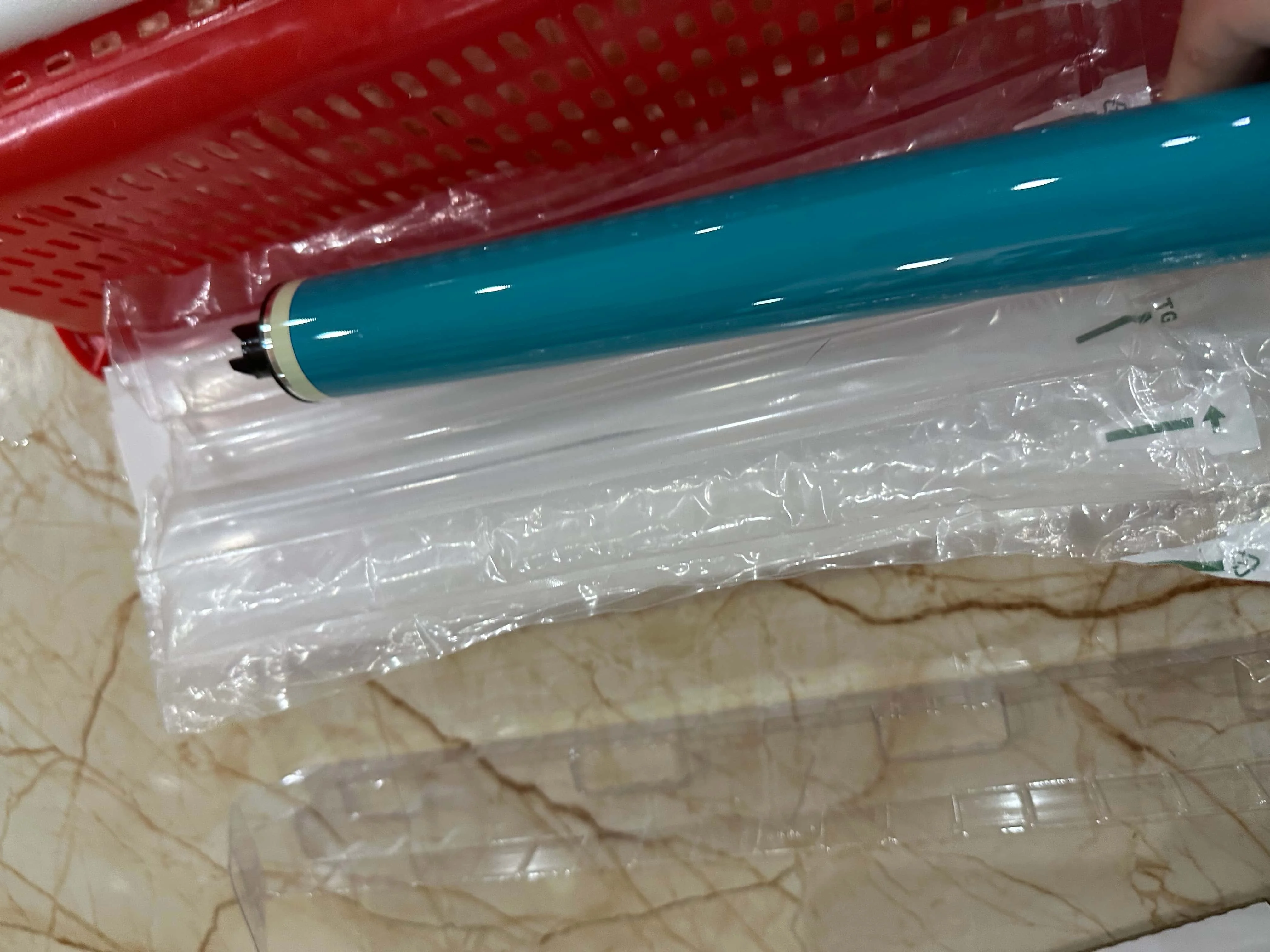 

1X IRC7055 OPC Drum Blade PCR Губчатый ролик для Canon imagePRESS c60 c600 c700 c800 c650 c750 c850 c660 c710 8065B001AA/D01 Барабан