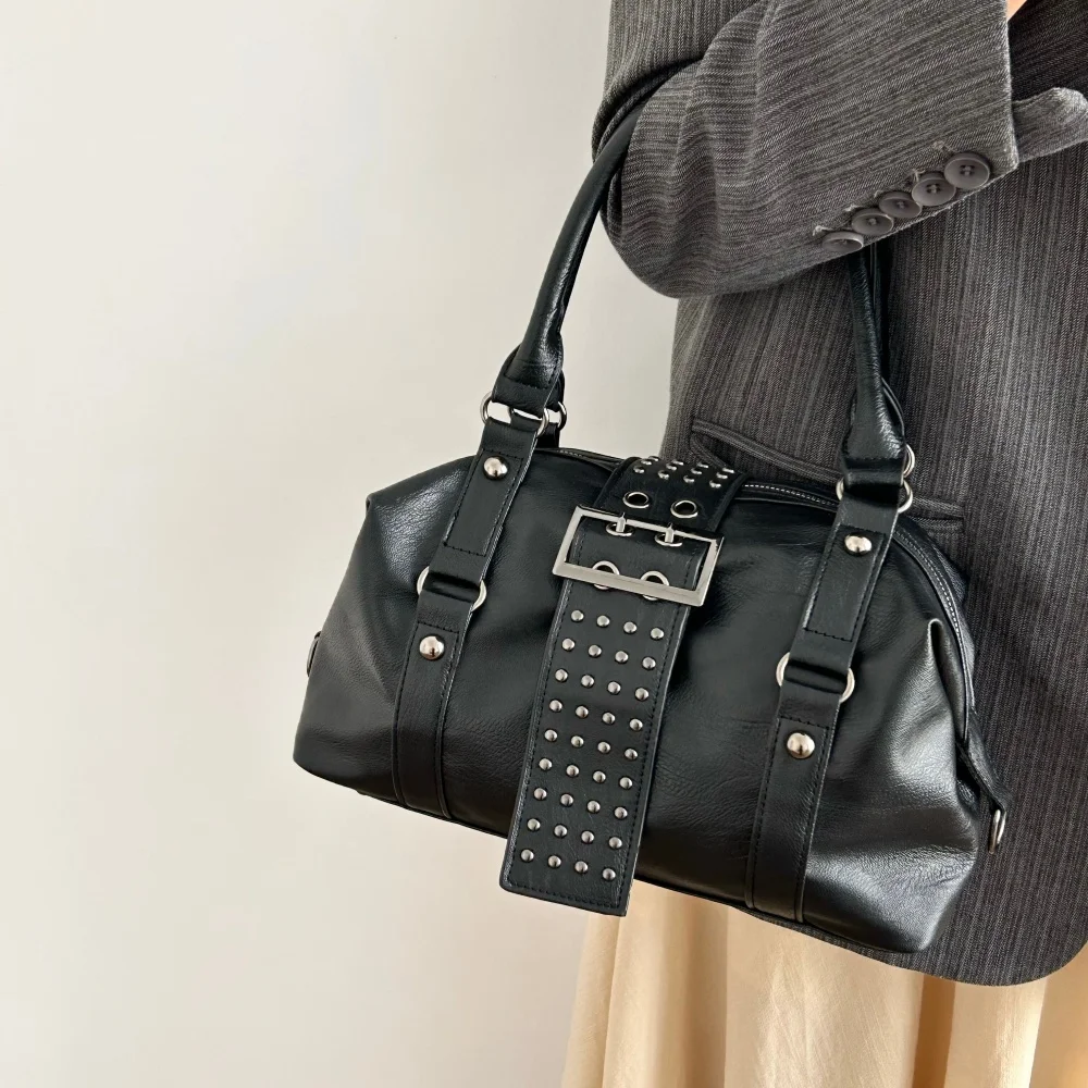 Punk Style Rivet Women Big Handbag PU Leather Hot Girl Motorcycle Bag Belt Buckle Commute Ladies Shoulder Messenger Bag Totes