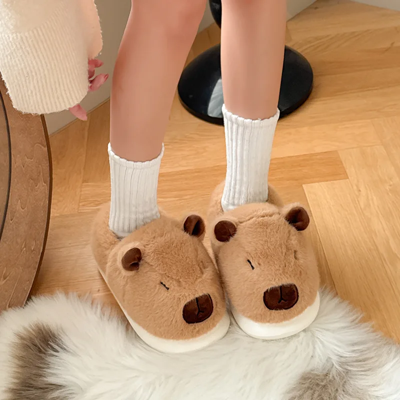Capybara-Plüsch-Hausschuhe für Damen, flauschige Winter-Mules, Plateauschuhe, Mädchen-Freizeit-Innen-Schlappen, flauschige Fell-Slides, Unisex-Schuhe – Detail 2