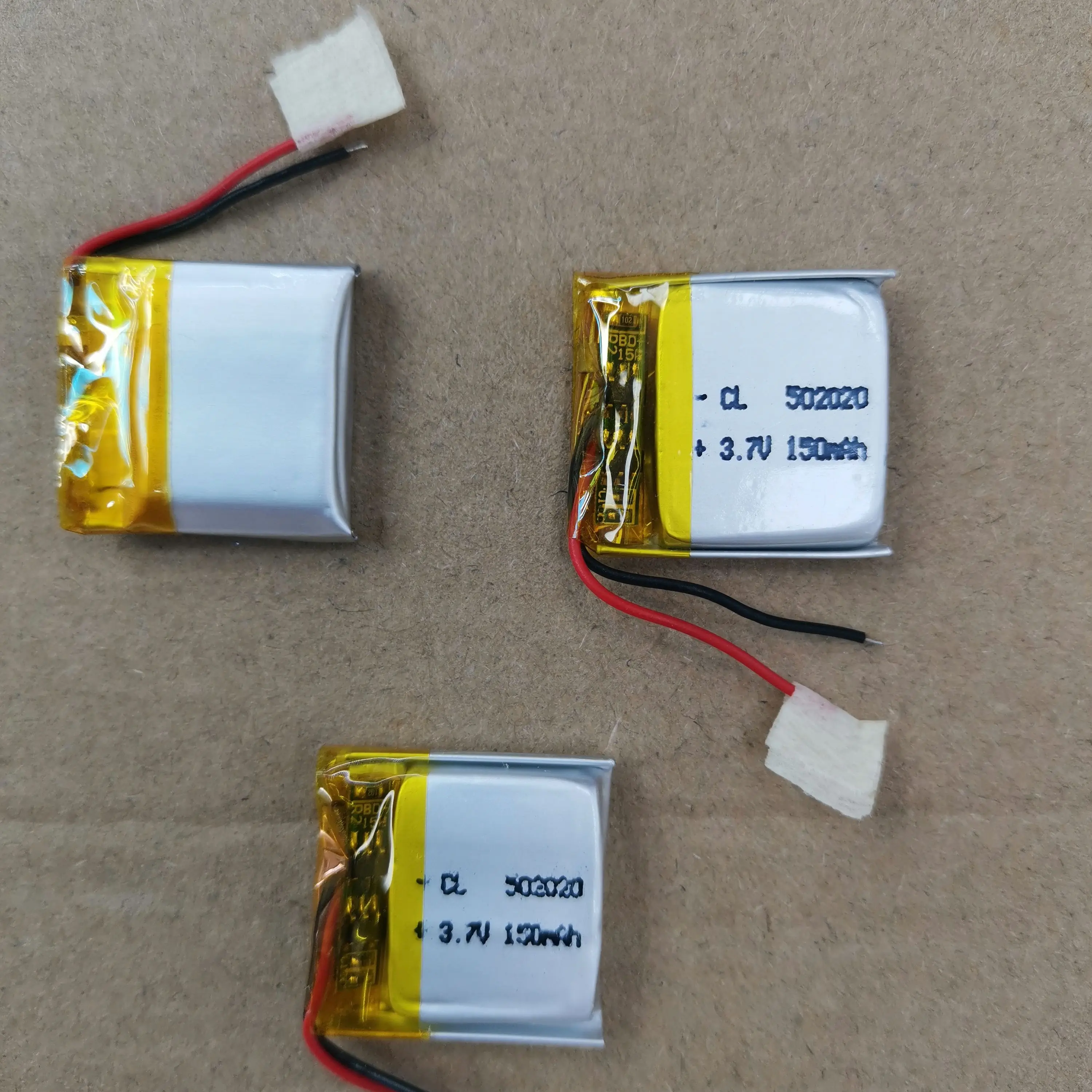 Литиевая батарея 3,7 в 2 провода 502020 052020P с защитной платой, используется для bluetooth MP4 1 шт./партия