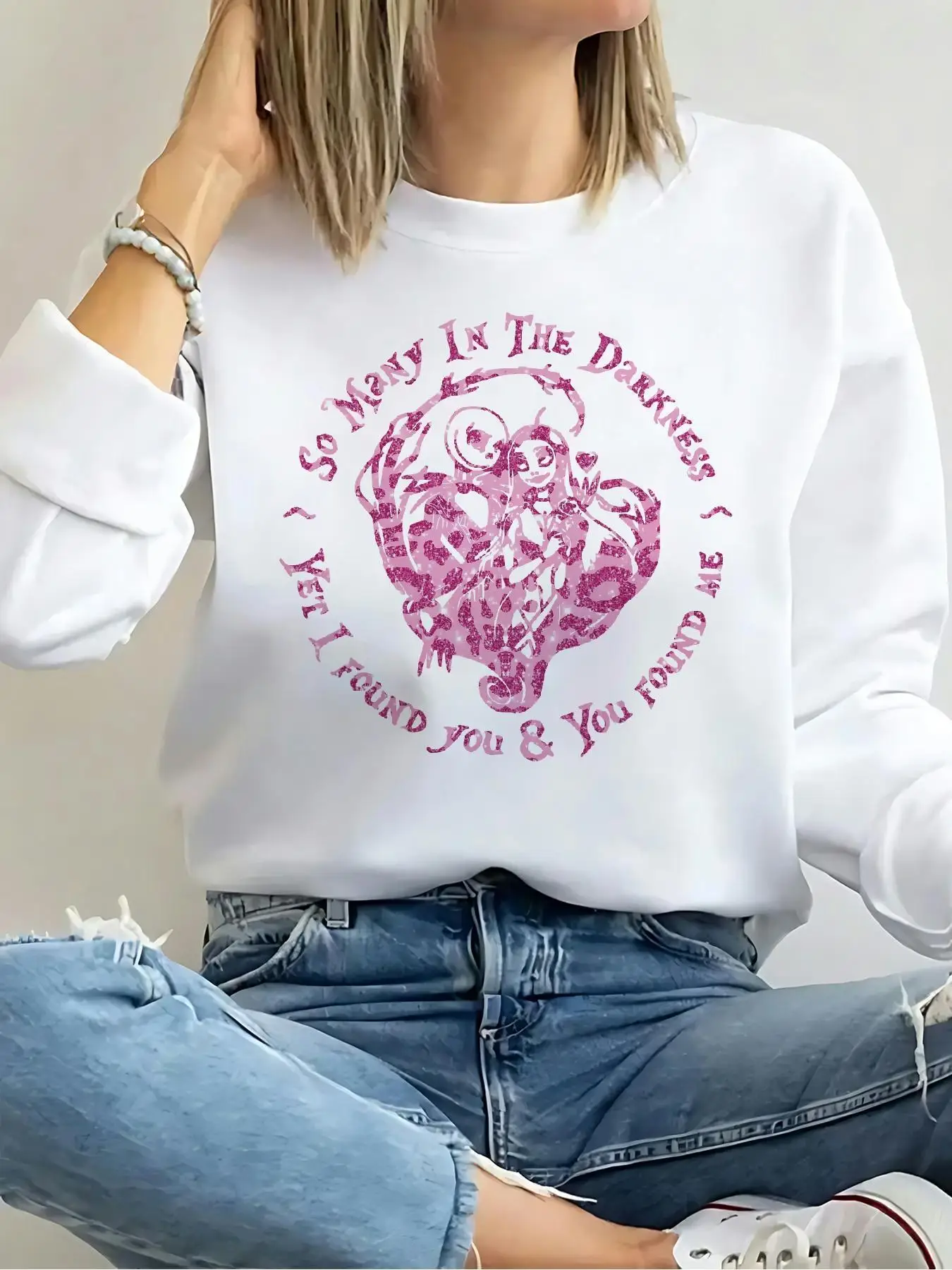 

Женская толстовка с круглым вырезом на Хэллоуин «Давайте в темноте, Yet I Found You», черный, с розовым дизайном черепа, повседневный джемпер